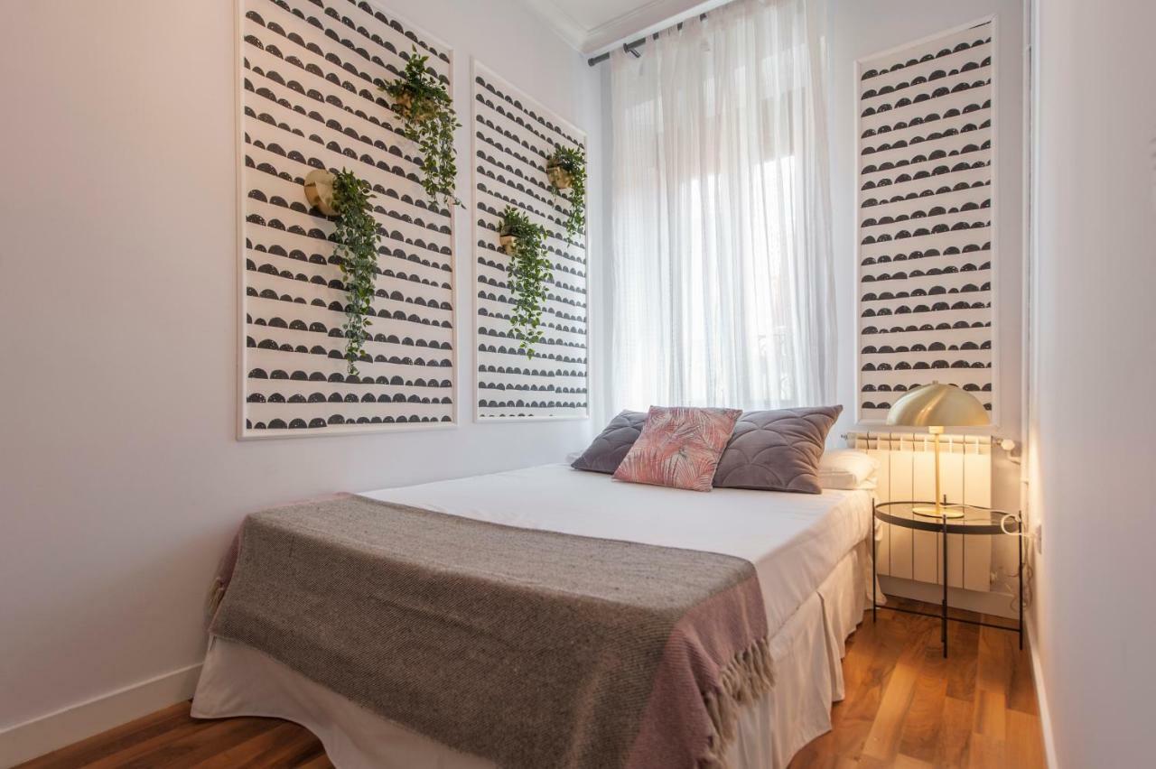 Palacio Real I Apartment Мадрид Екстериор снимка